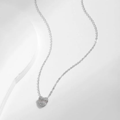 NobleJewels-Herz Sparkling Halskette